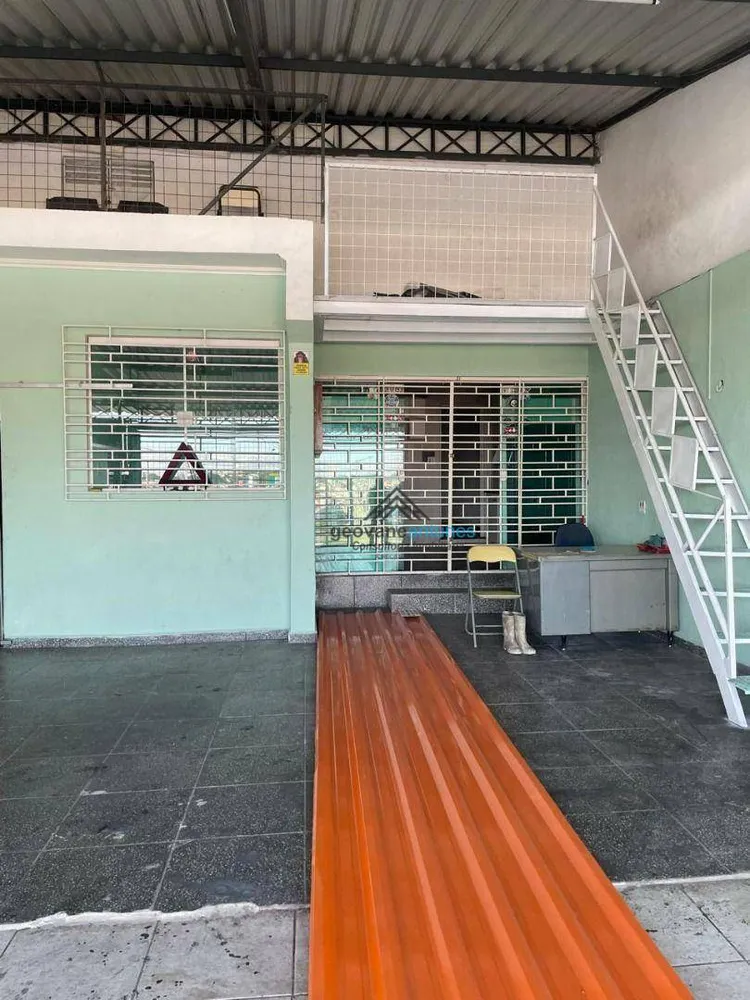 Casa, 2 quartos, 250 m² - Foto 1