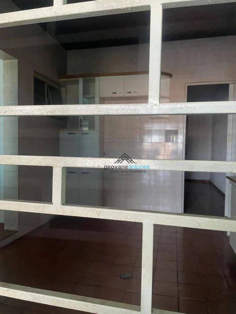 Casa, 2 quartos, 250 m² - Foto 9