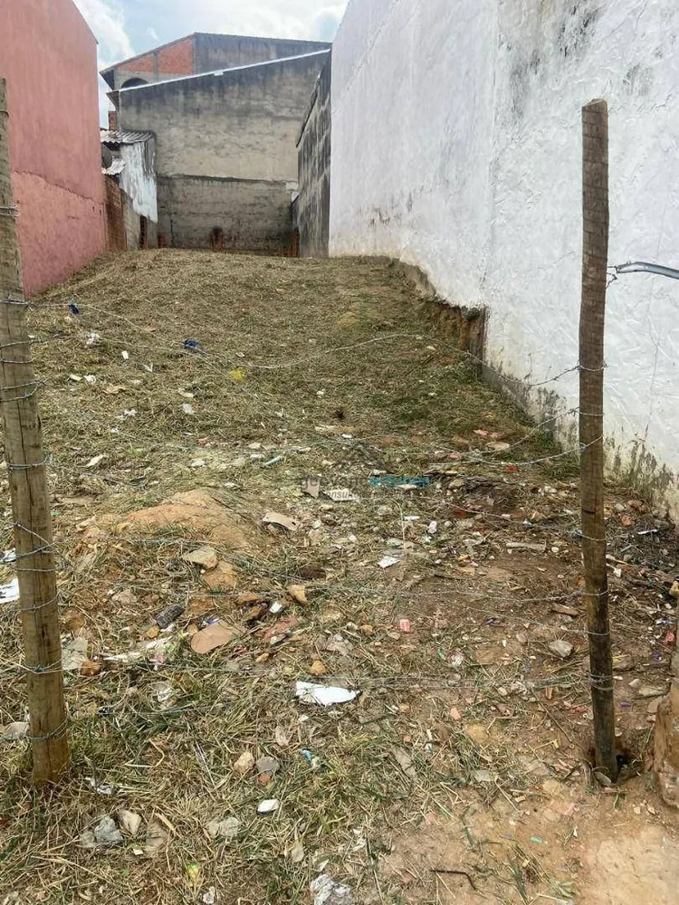Terreno, 180 m² - Foto 1