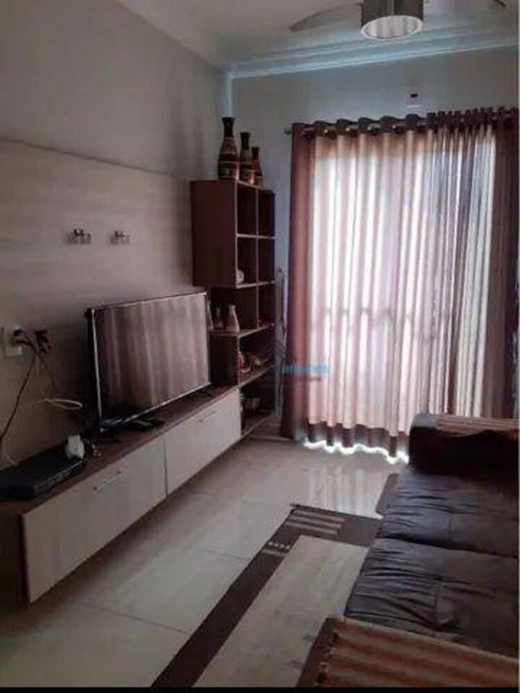 Apartamento à venda com 2 quartos, 60m² - Foto 1