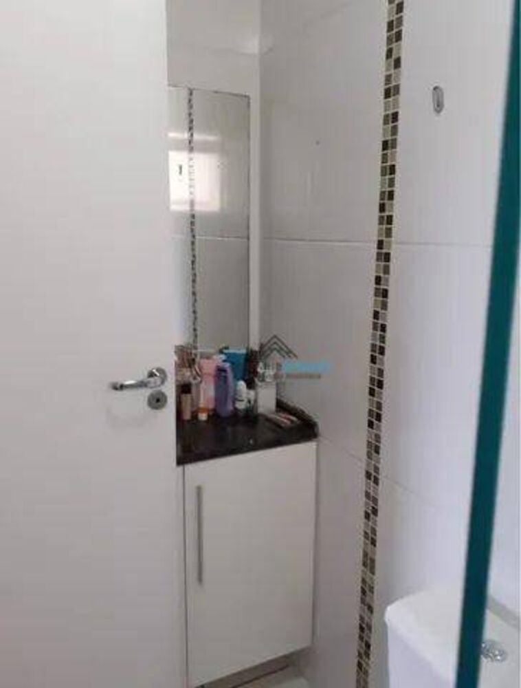 Apartamento à venda com 2 quartos, 60m² - Foto 5