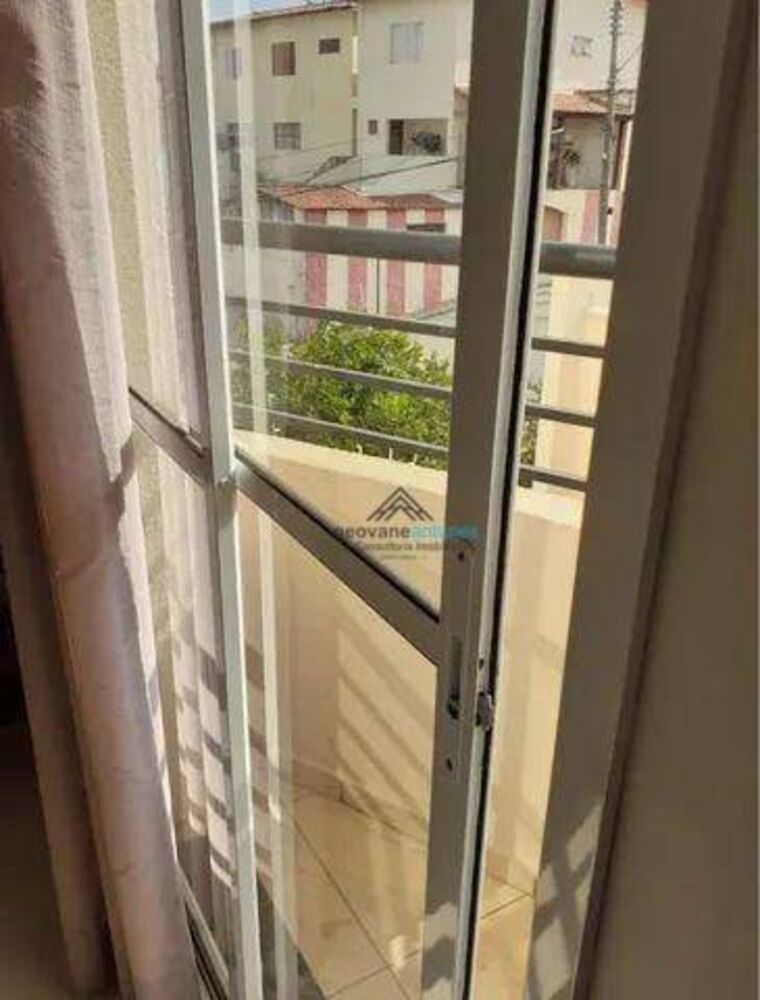 Apartamento à venda com 2 quartos, 60m² - Foto 4
