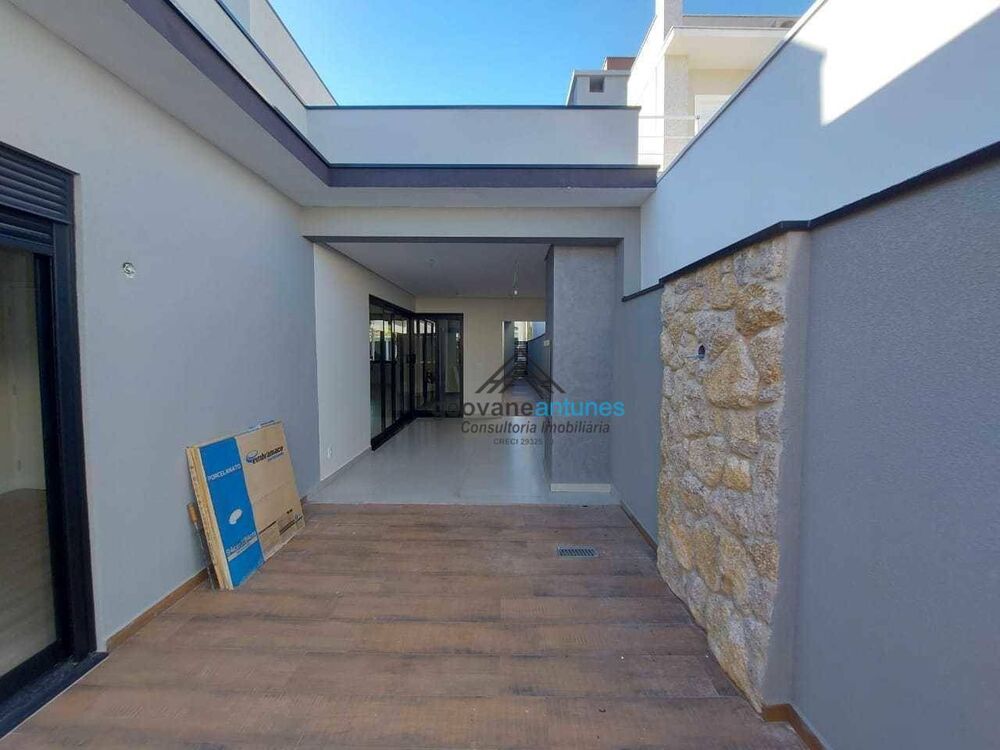 Casa de Condomínio à venda com 3 quartos, 200m² - Foto 3