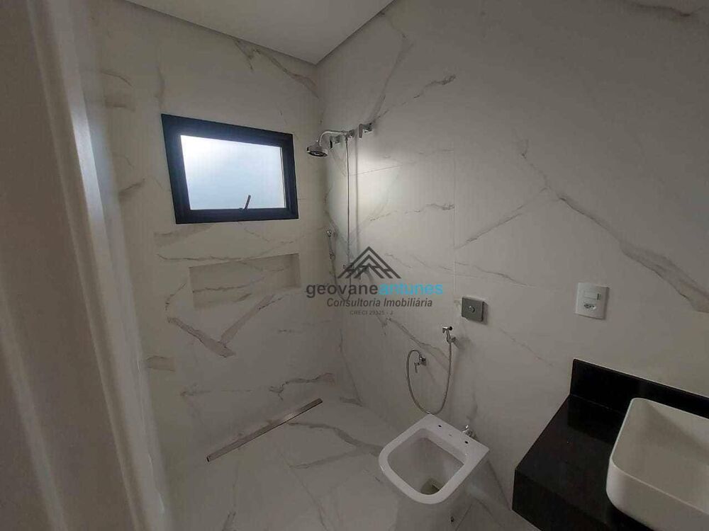 Casa de Condomínio à venda com 3 quartos, 200m² - Foto 4