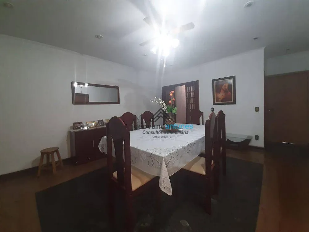 Sobrado, 4 quartos, 298 m² - Foto 2
