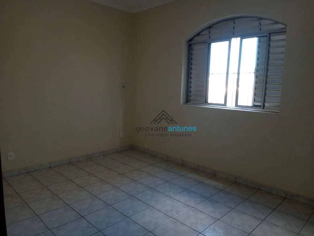 Sobrado, 3 quartos, 194 m² - Foto 3
