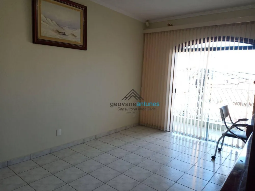Sobrado, 3 quartos, 194 m² - Foto 1