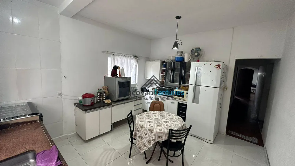 Casa, 3 quartos, 230 m² - Foto 12