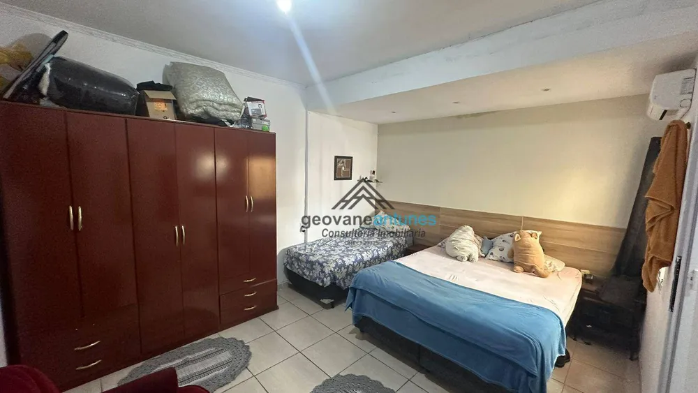 Casa, 3 quartos, 230 m² - Foto 2