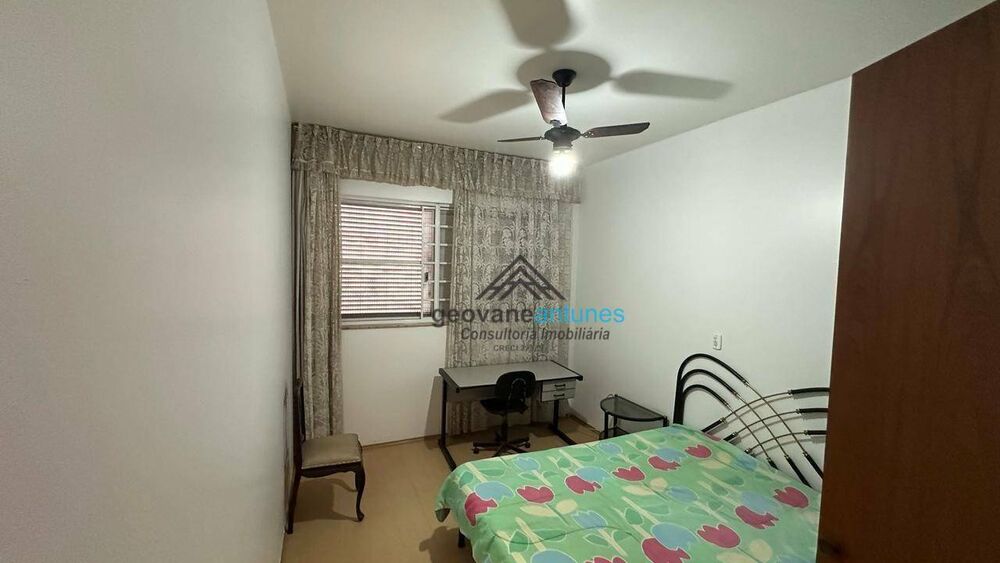 Casa à venda com 3 quartos, 260m² - Foto 6