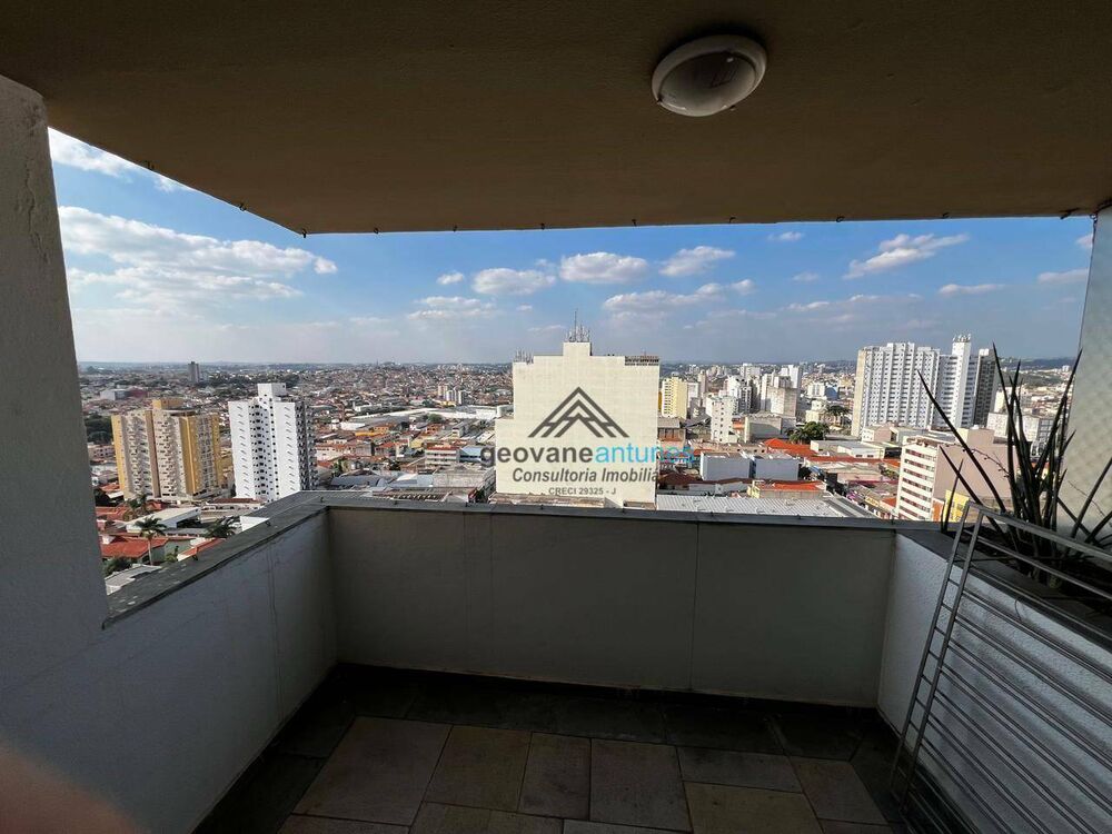 Cobertura para alugar com 3 quartos, 300m² - Foto 1