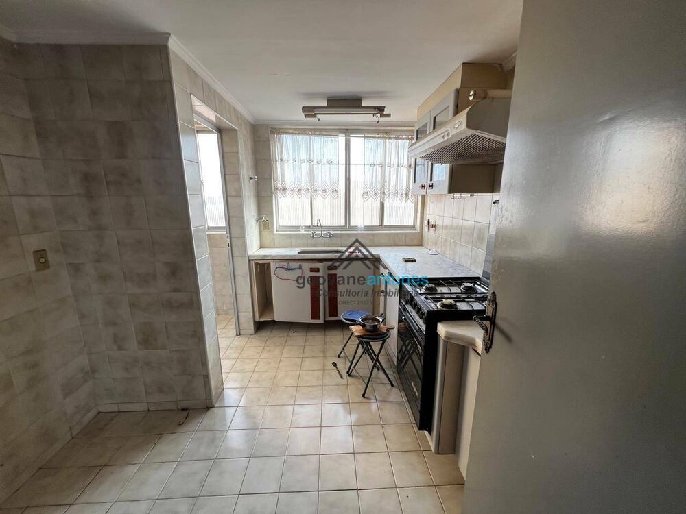 Cobertura para alugar com 3 quartos, 300m² - Foto 7