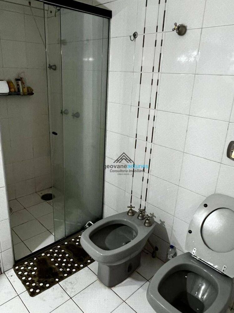 Cobertura para alugar com 3 quartos, 300m² - Foto 4