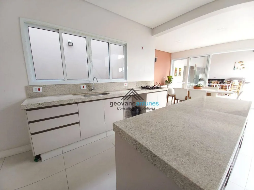 Sobrado, 3 quartos, 236 m² - Foto 15