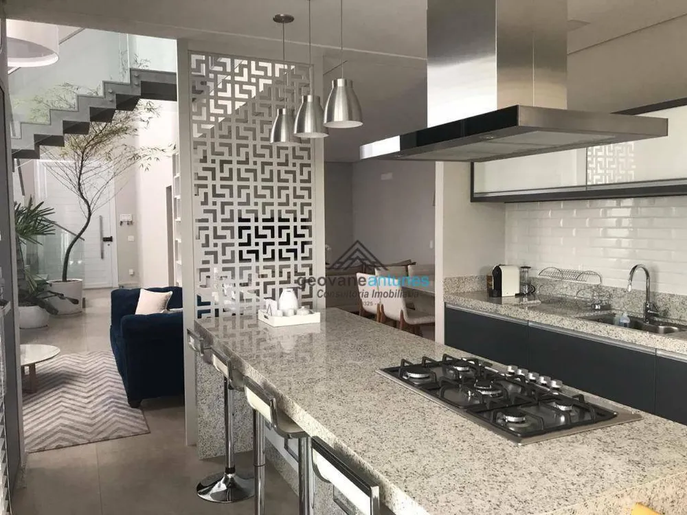 Sobrado, 3 quartos, 350 m² - Foto 12