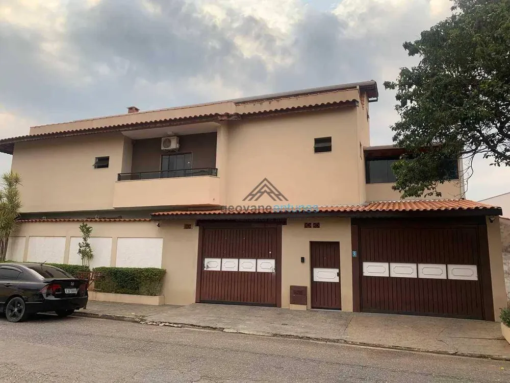 Sobrado, 3 quartos, 300 m² - Foto 1
