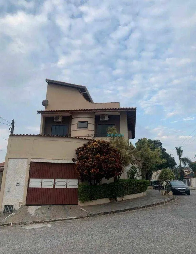 Sobrado, 3 quartos, 300 m² - Foto 2