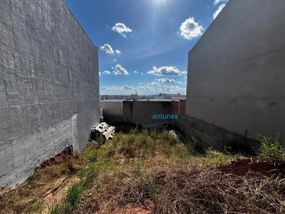 Terreno, 243 m² - Foto 1