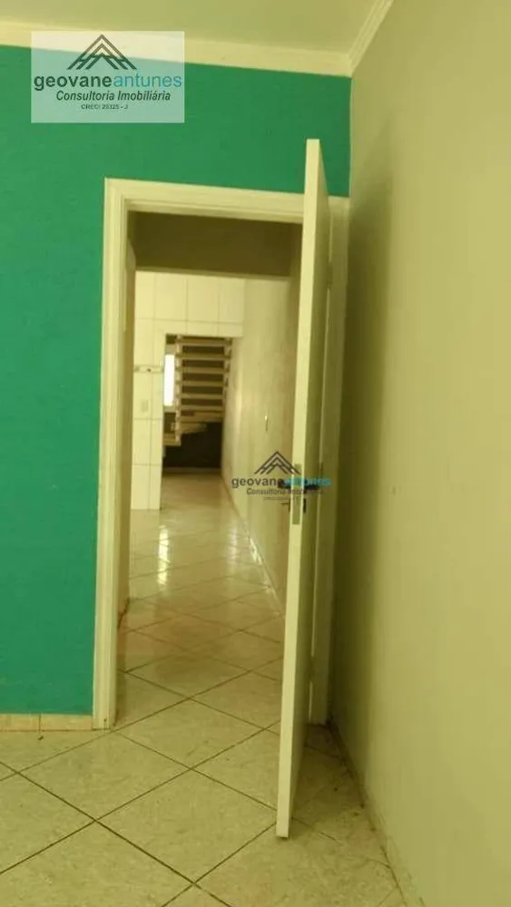 Sobrado, 3 quartos, 221 m² - Foto 2