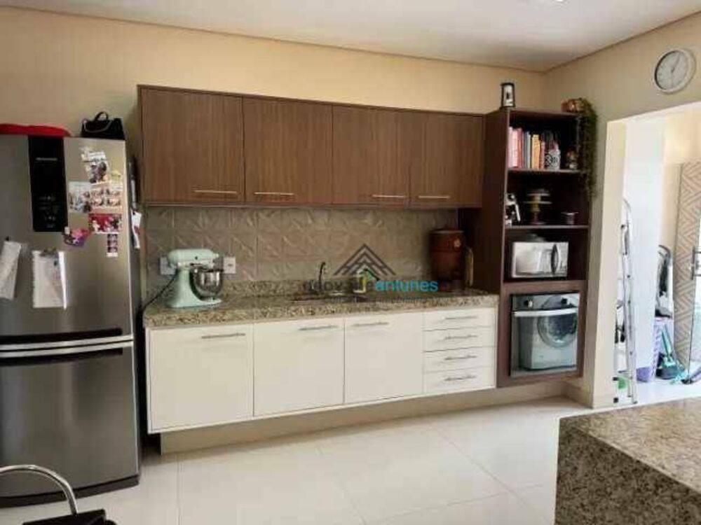 Casa de Condomínio à venda com 3 quartos, 204m² - Foto 6