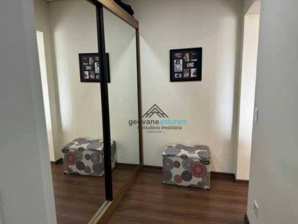 Casa de Condomínio à venda com 3 quartos, 204m² - Foto 4