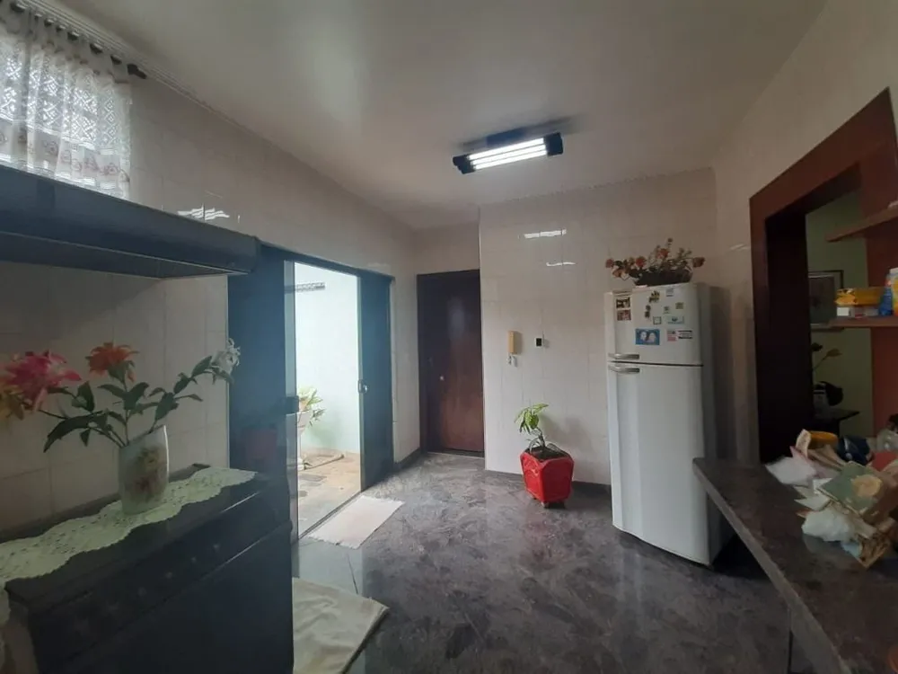 Casa, 3 quartos, 16865 m² - Foto 4