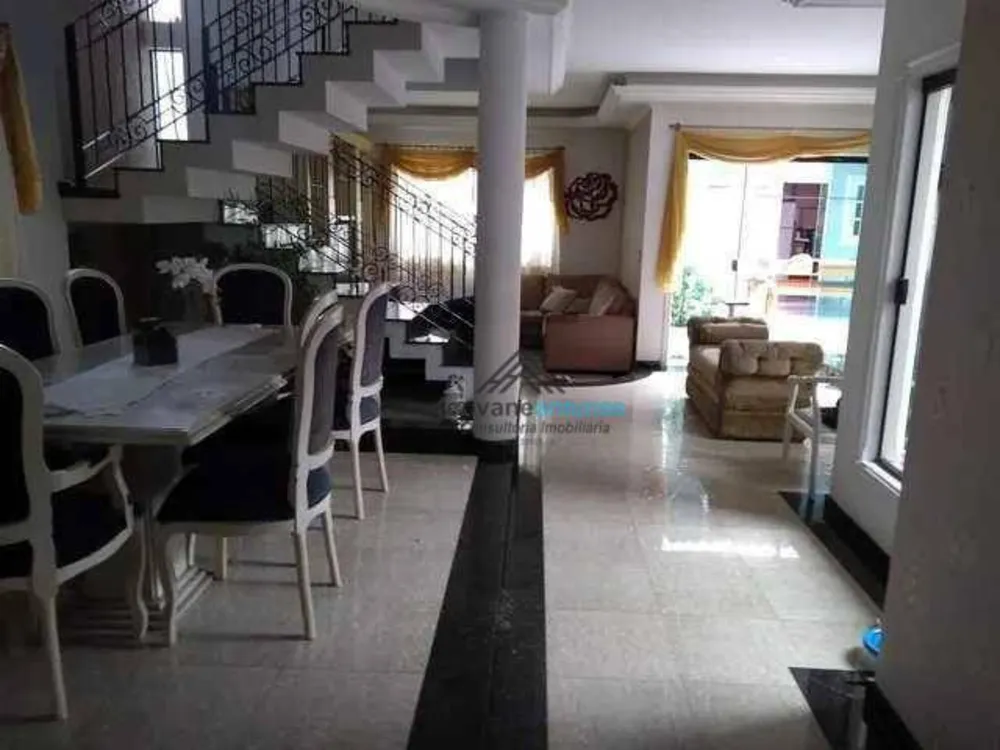 Sobrado, 4 quartos, 340 m² - Foto 3