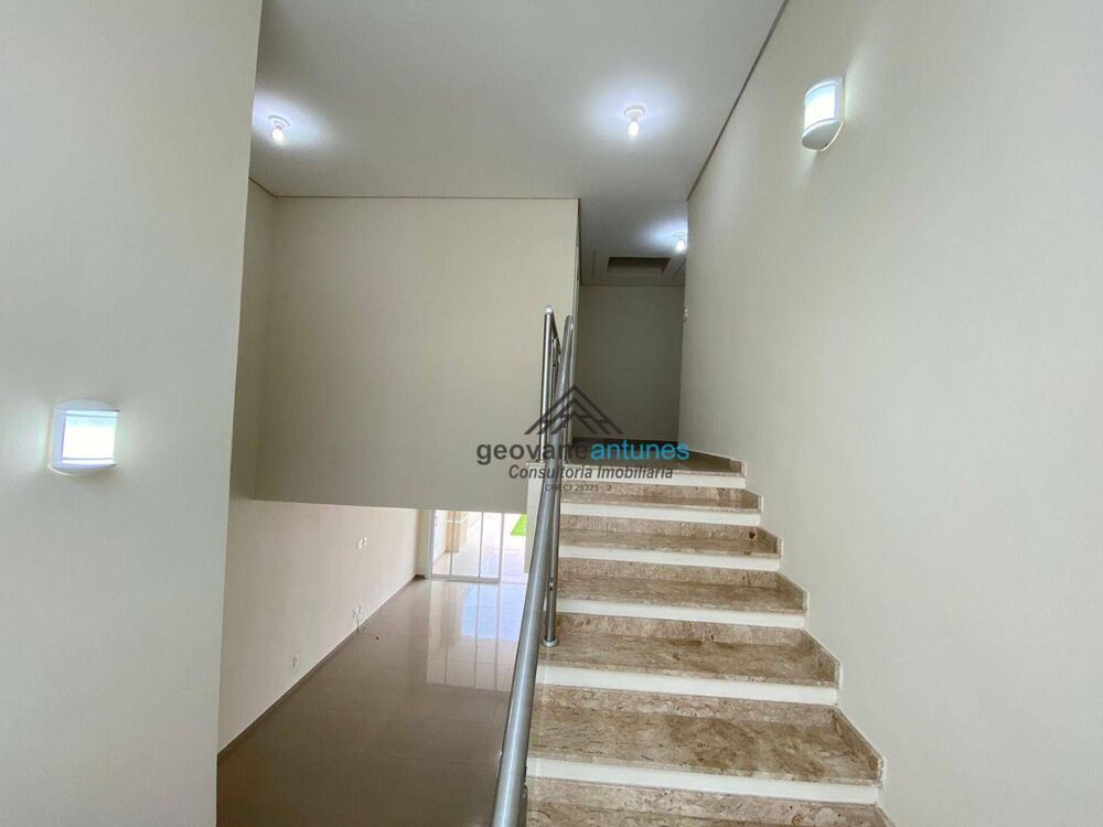 Sobrado à venda com 3 quartos, 200m² - Foto 5