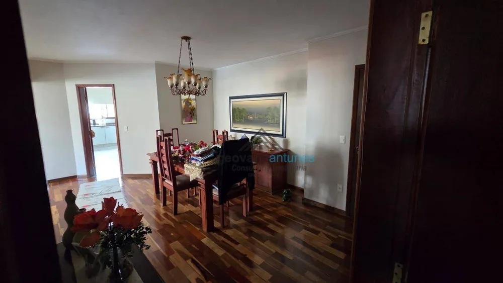 Apartamento, 3 quartos, 147 m² - Foto 1