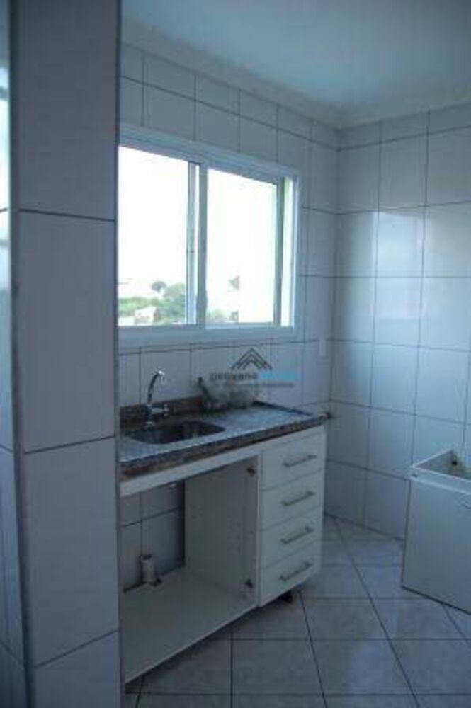 Apartamento à venda com 2 quartos, 67m² - Foto 3