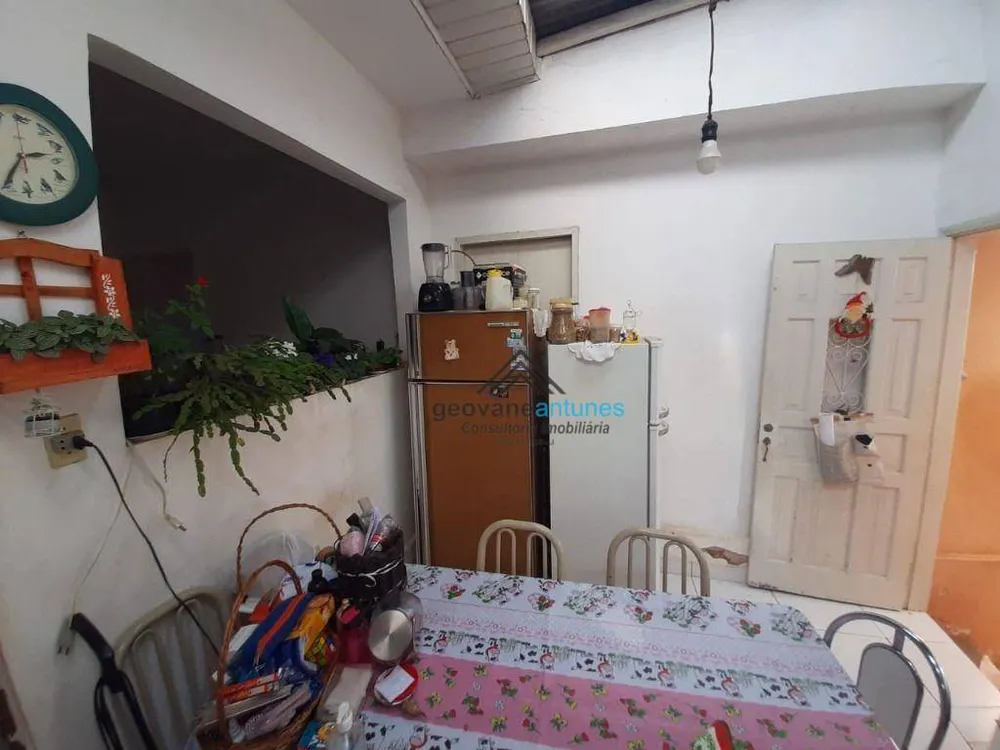 Casa, 5 quartos, 212 m² - Foto 4