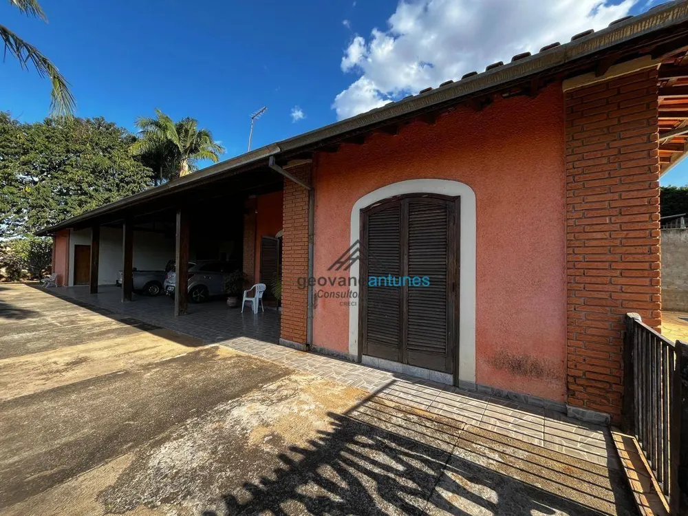 Chácara, 3 quartos, 2025 m² - Foto 3