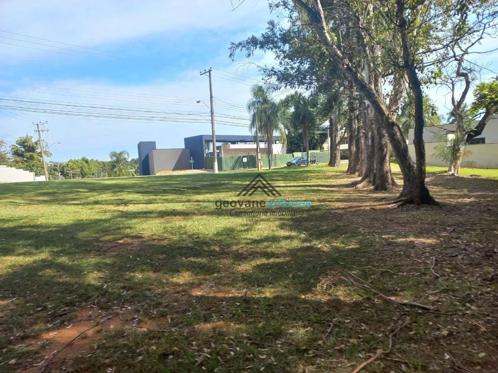 Loteamento e Condomínio, 1000 m² - Foto 2