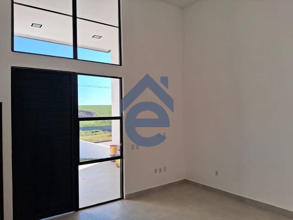 Casa à venda com 3 quartos, 112m² - Foto 3