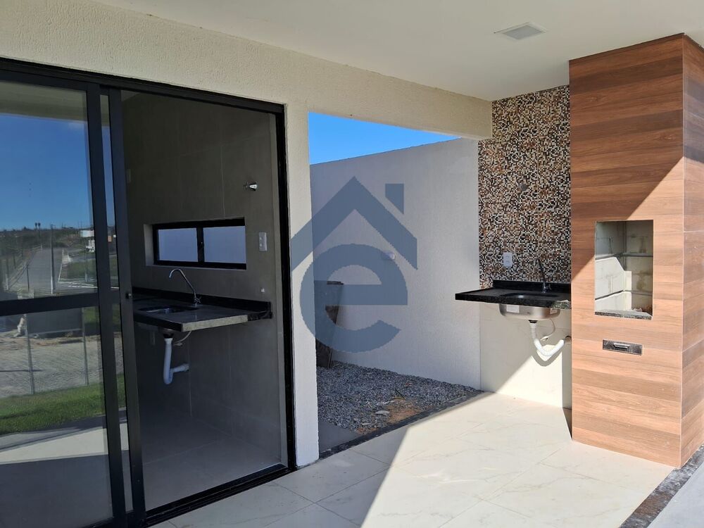 Casa à venda com 3 quartos, 112m² - Foto 2