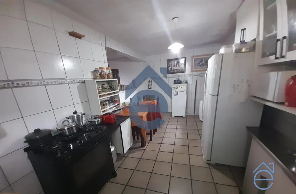 Casa, 5 quartos, 132 m² - Foto 6