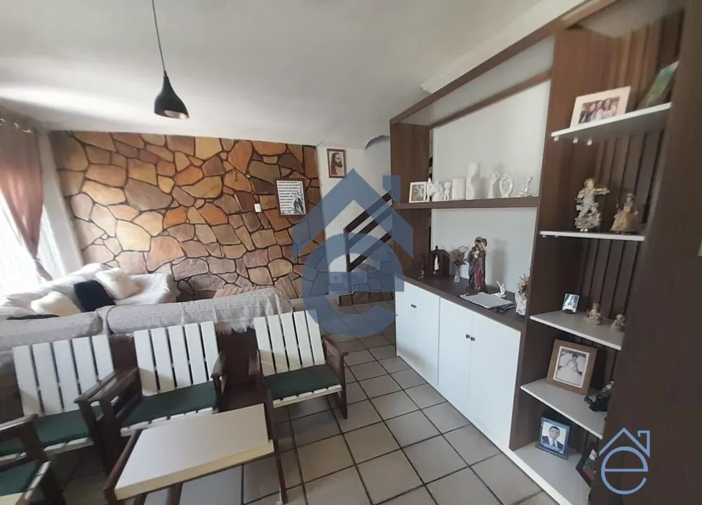 Casa, 5 quartos, 132 m² - Foto 4