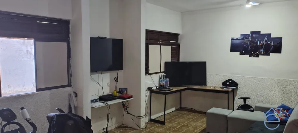 Casa, 8 quartos, 281 m² - Foto 11