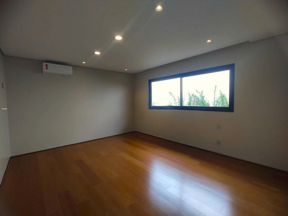 Casa à venda com 4 quartos, 650m² - Foto 12