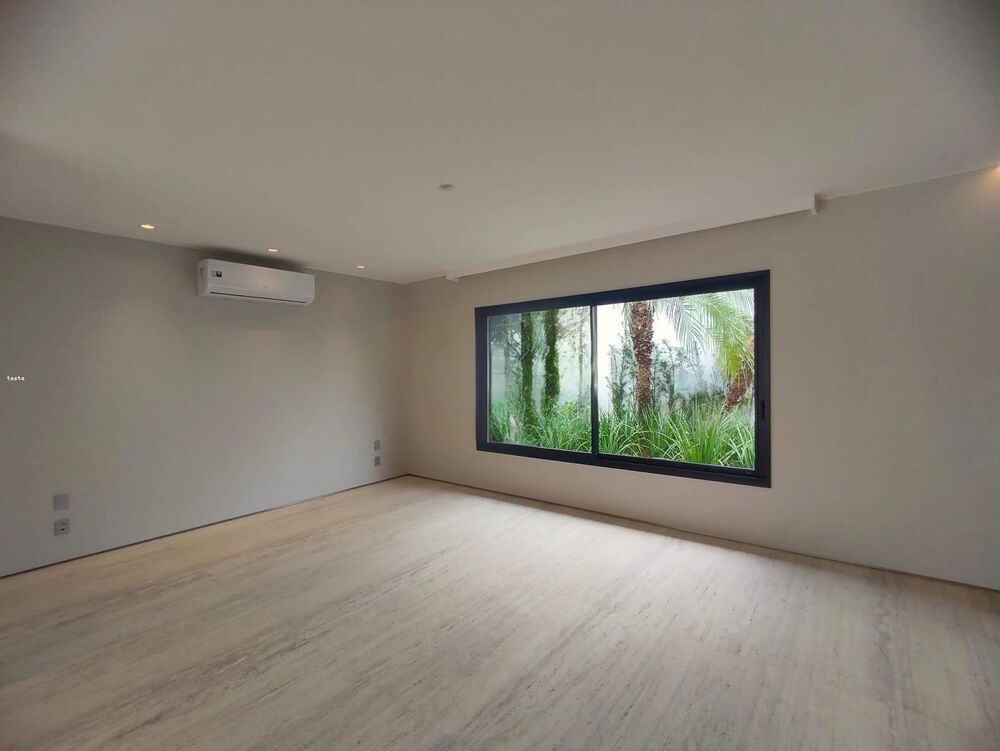 Casa à venda com 4 quartos, 650m² - Foto 24