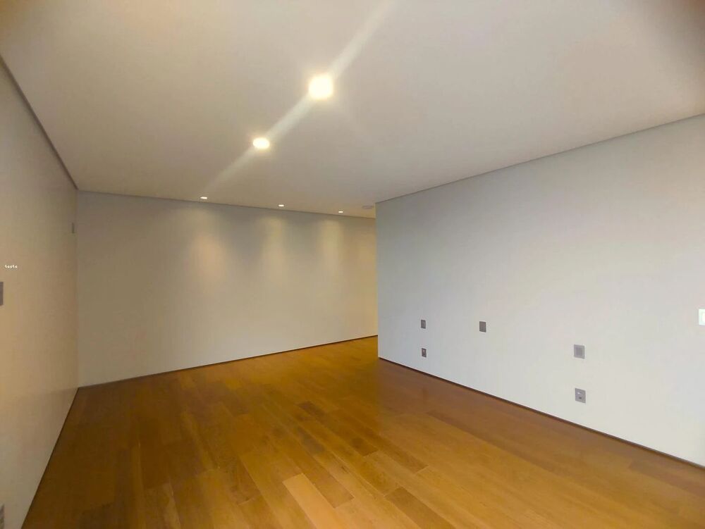 Casa à venda com 4 quartos, 650m² - Foto 21