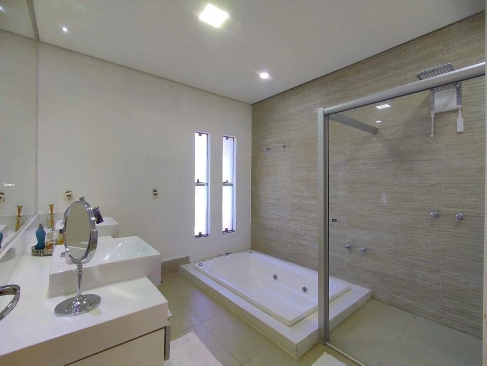Casa de Condomínio à venda com 4 quartos, 700m² - Foto 4