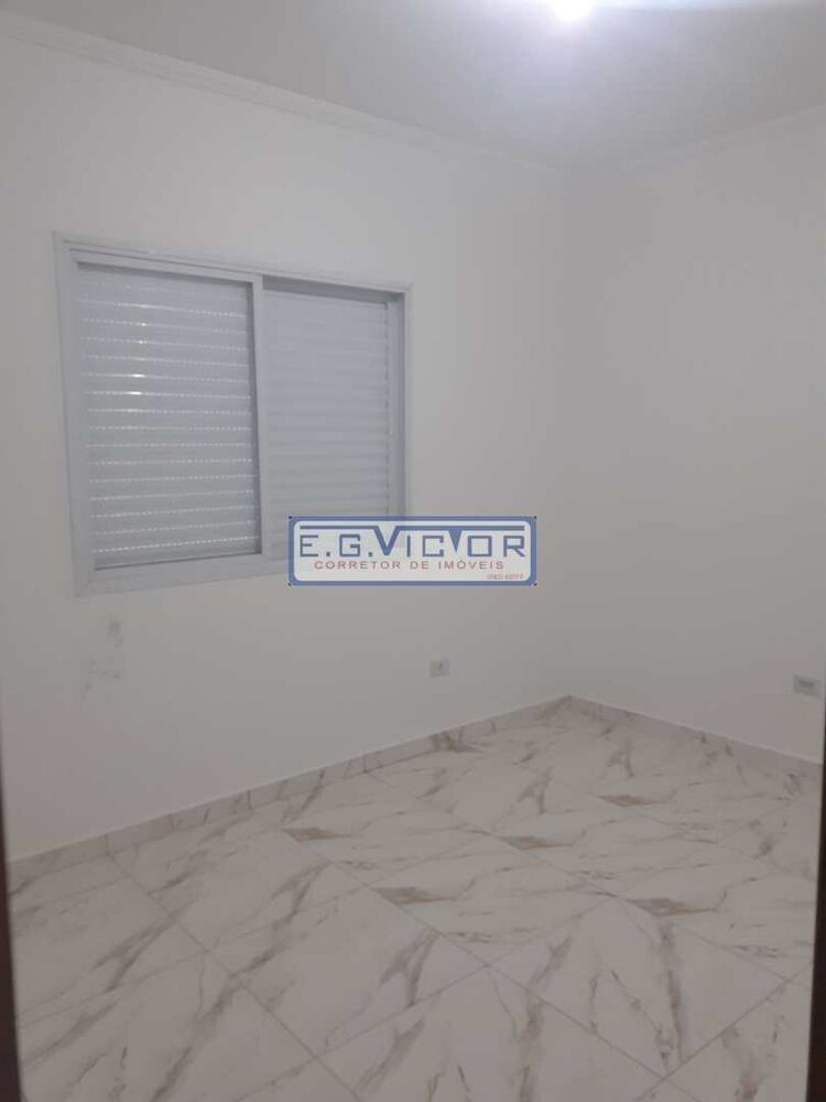 Casa à venda com 2 quartos, 1m² - Foto 5