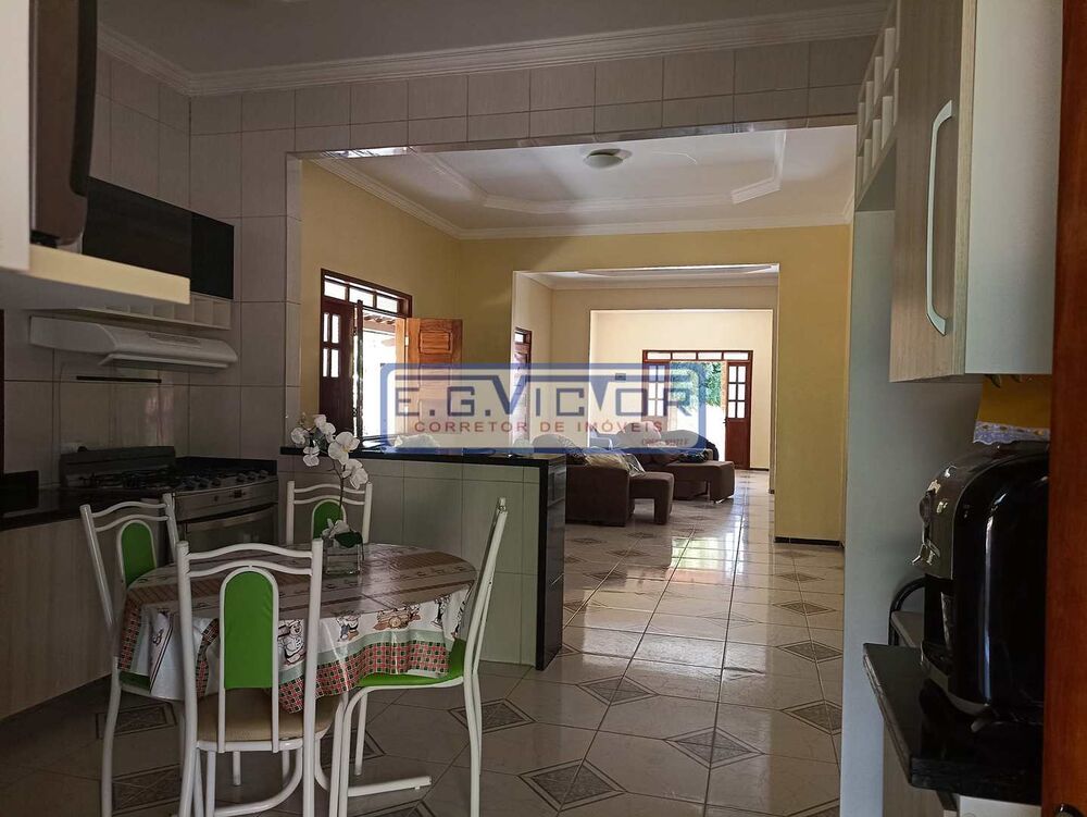 Chácara à venda com 3 quartos, 150m² - Foto 3