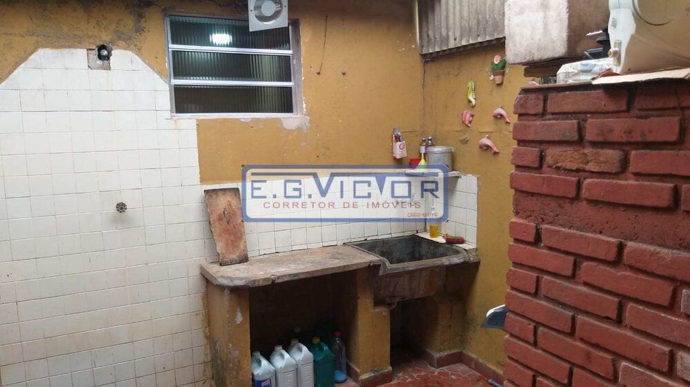 Casa à venda com 2 quartos, 42m² - Foto 11