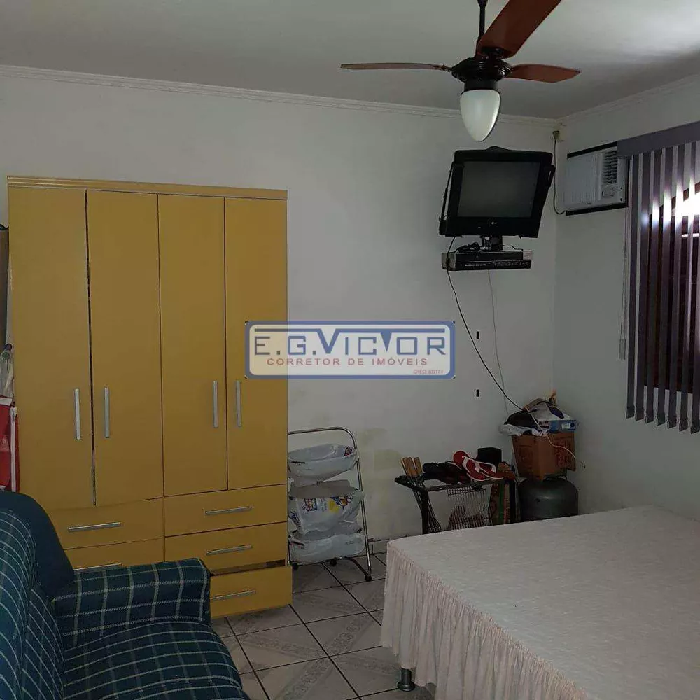 Casa à venda com 2 quartos, 90m² - Foto 5