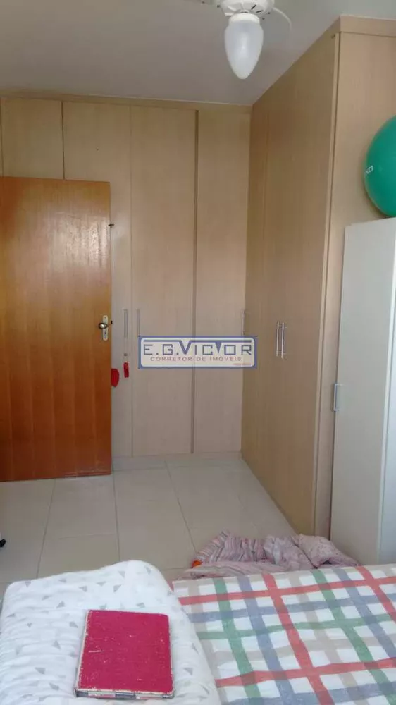 Apartamento à venda com 2 quartos, 78m² - Foto 2