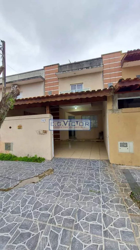 Sobrado à venda com 2 quartos, 72m² - Foto 1