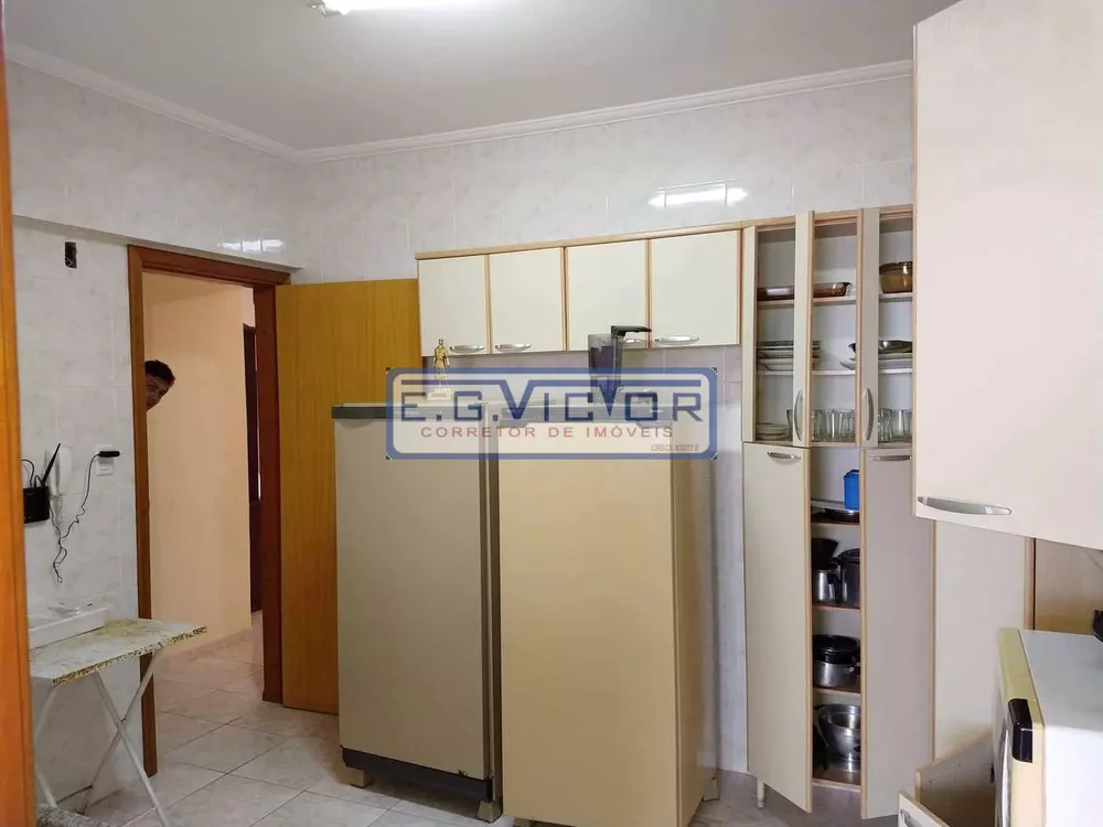 Apartamento à venda com 3 quartos, 1m² - Foto 11