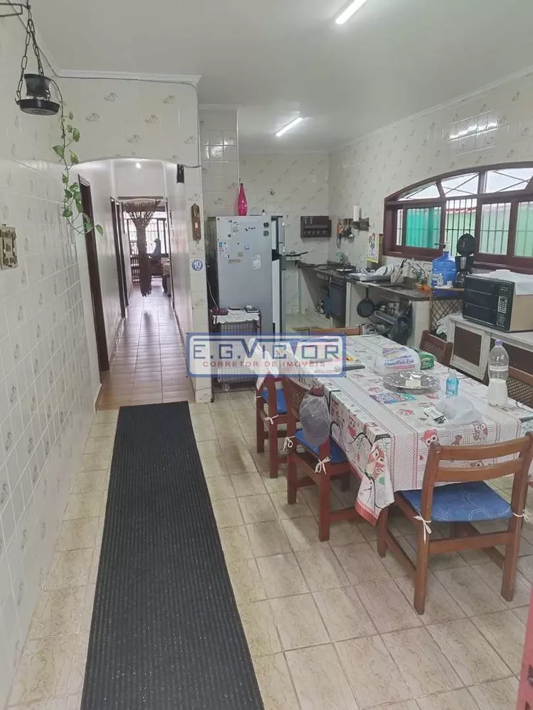 Casa, 3 quartos, 227 m² - Foto 9